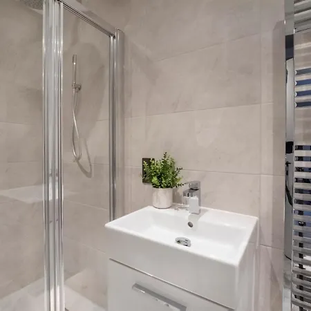 Bootham House 7-minster Views & Free Parking *